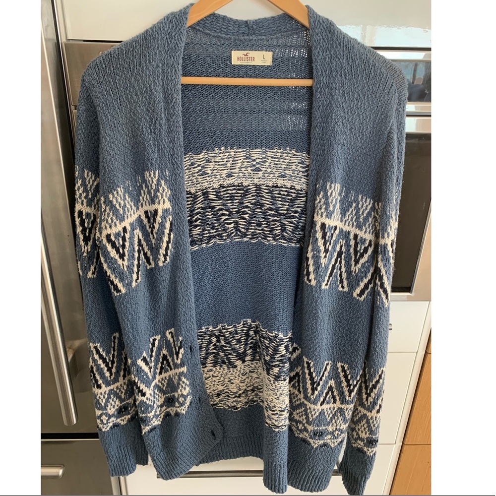 Hollister knitted Cardigan! Beautiful pattern